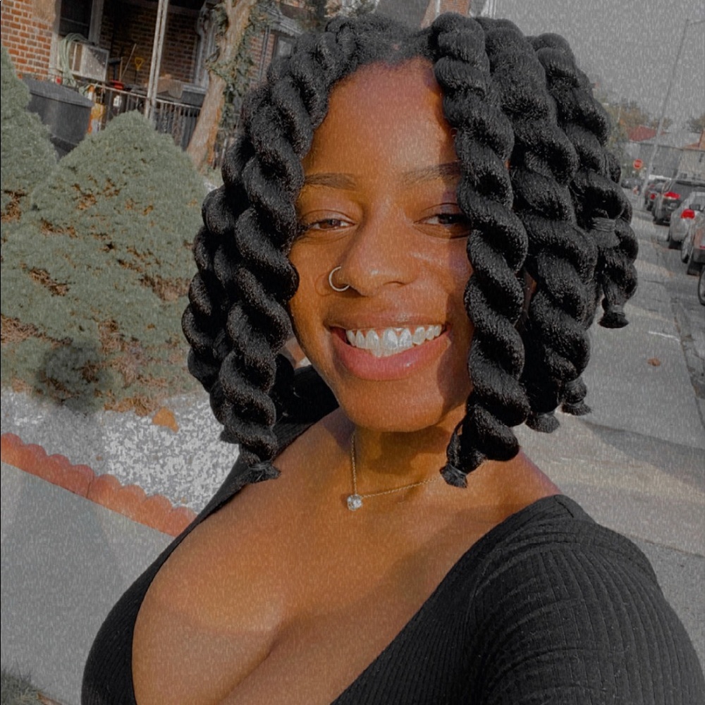 Meet your Posher, Jasmine